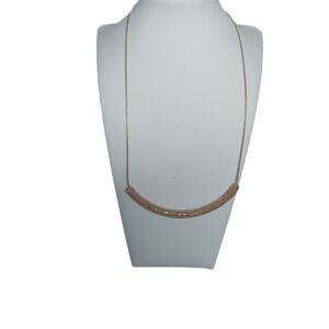 Dainty necklace with a  pendant‎